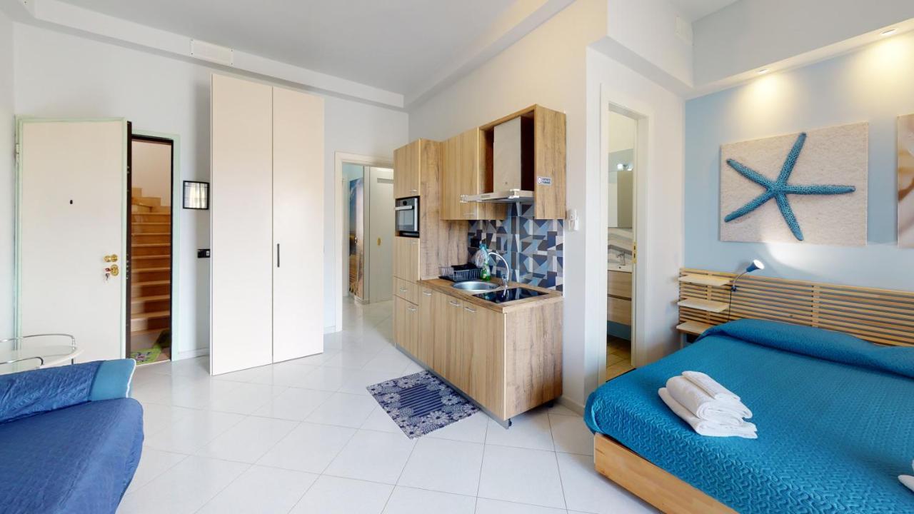 B E B Le Terrazze Sul Mare Bed & Breakfast Catanzaro Dış mekan fotoğraf
